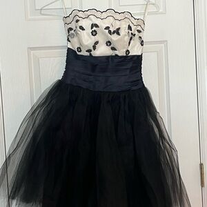 Jessica McClintock Black and Cream Floral Kids Dress